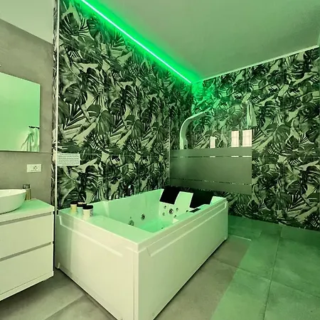Ca Foscari Harmony Jacuzzi * ميلان